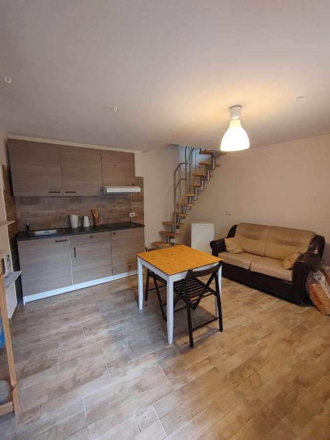 Borgo Sciugolo Bed & Breakfast Baselice ภายนอก รูปภาพ