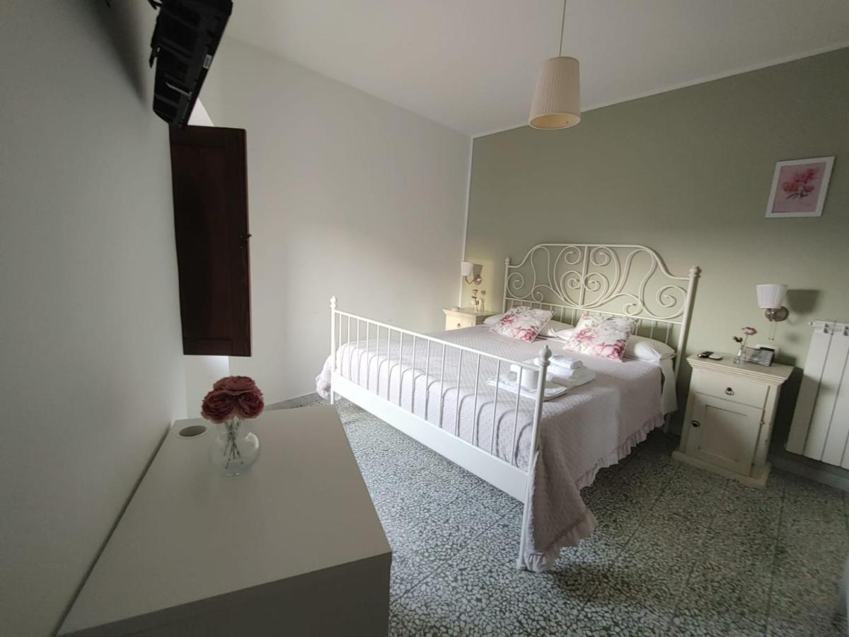 Borgo Sciugolo Bed & Breakfast Baselice ภายนอก รูปภาพ