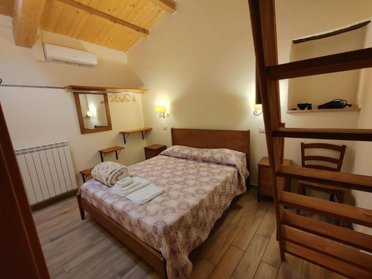 Borgo Sciugolo Bed & Breakfast Baselice ภายนอก รูปภาพ