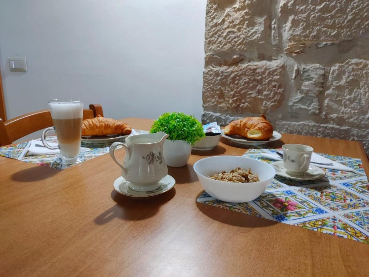 Borgo Sciugolo Bed & Breakfast Baselice ภายนอก รูปภาพ